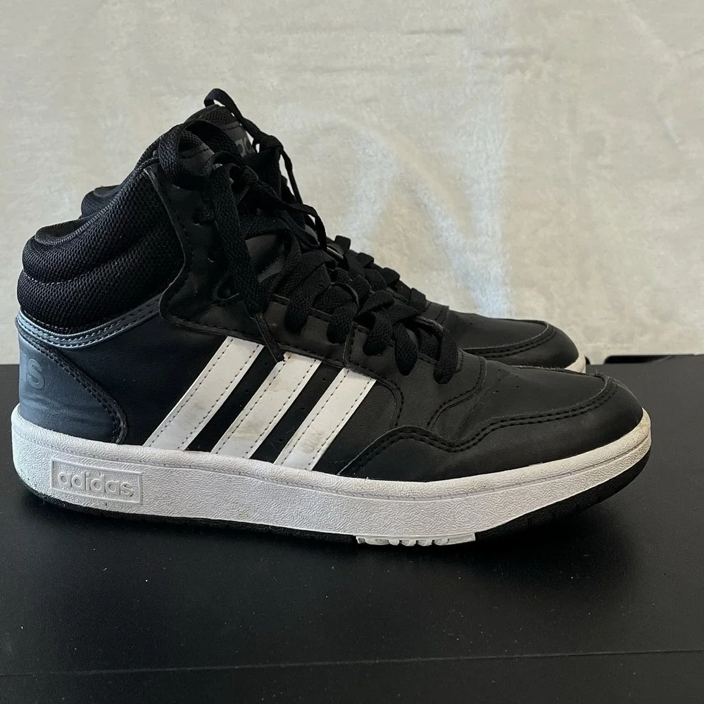 Adidas Size 5 Basketball Shoes Hoops 2.0 Mid Classic Sports Trainers GW0402